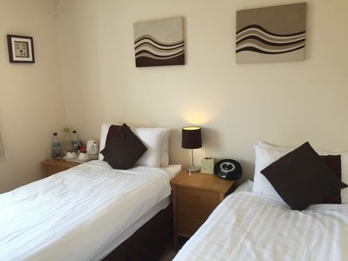Clay Farm Guest House Бромлі Екстер'єр фото